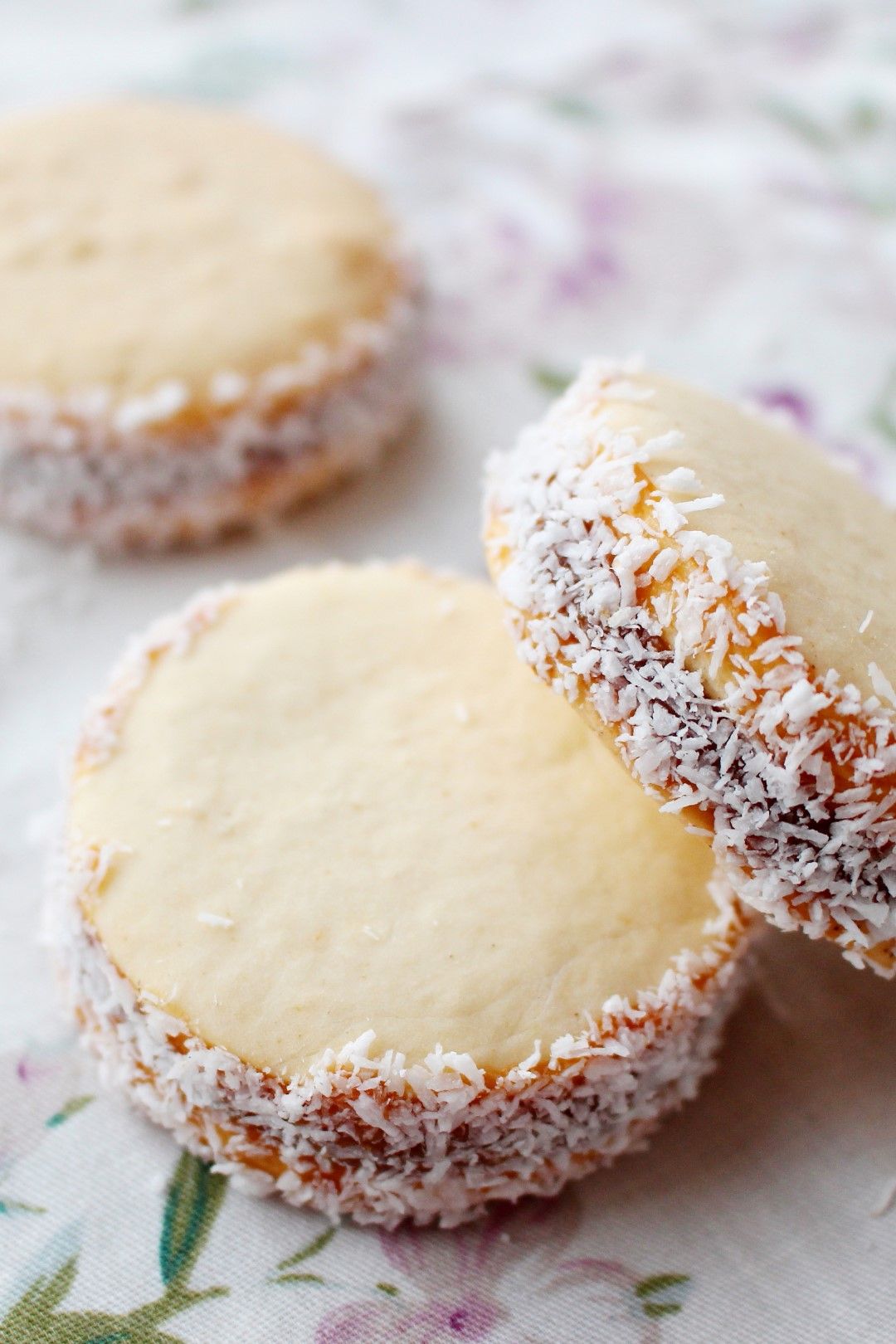 Argentine alfajores