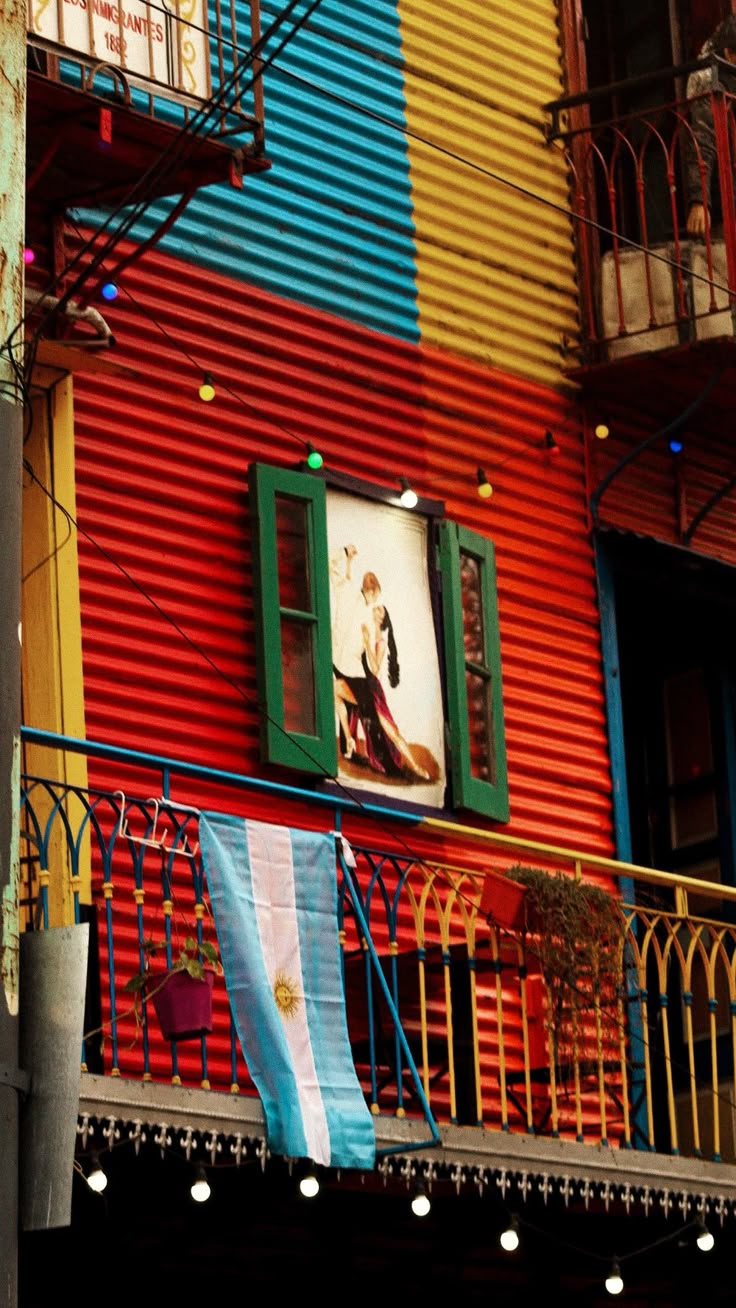 Argentine cultural symbols in La Boca