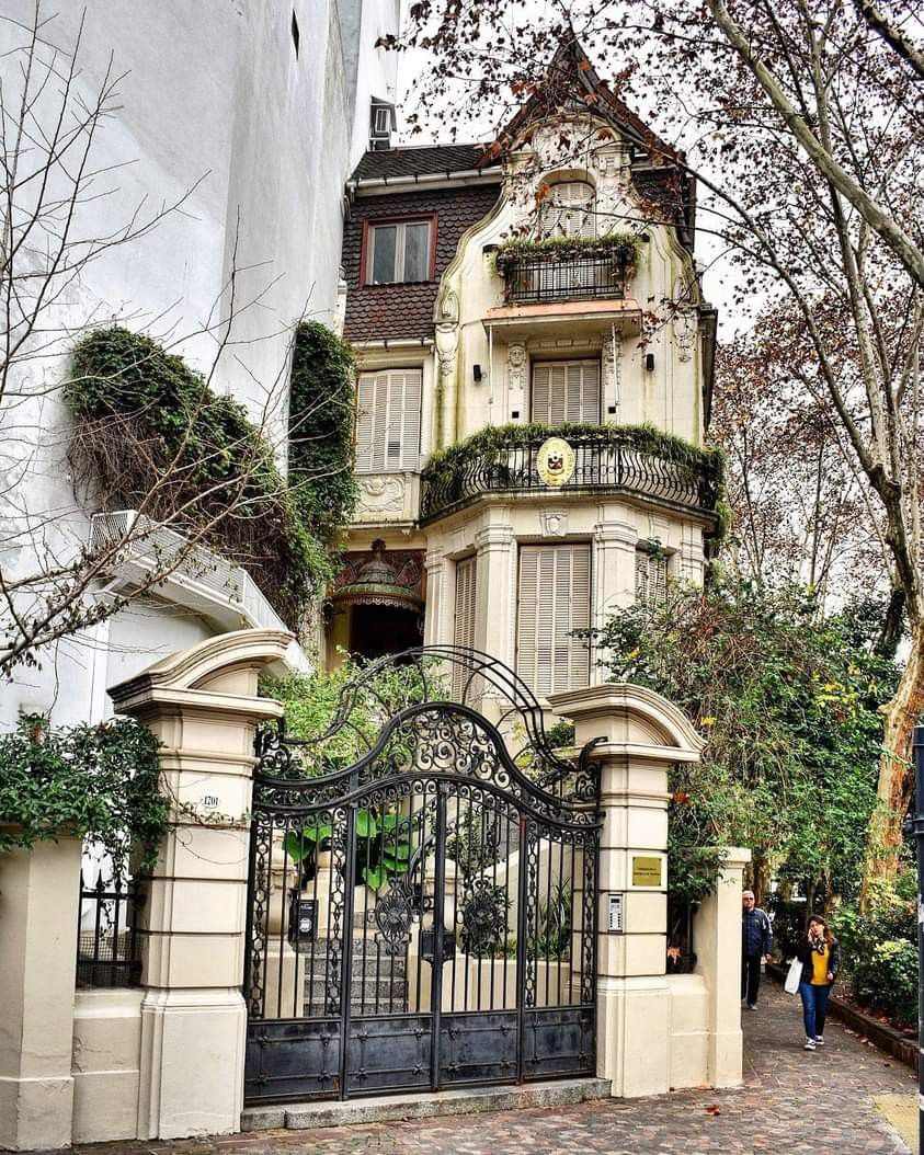 Historic architecture in Belgrano